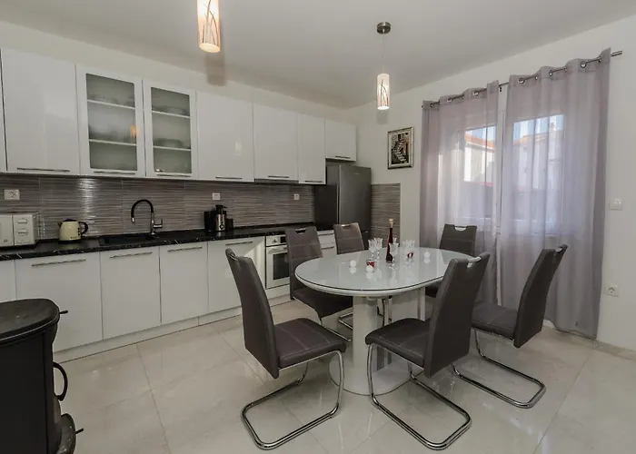 Apartament Basic Kaštela