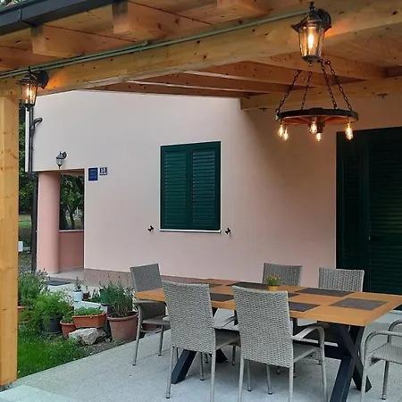 Apartment Basic Kastela
