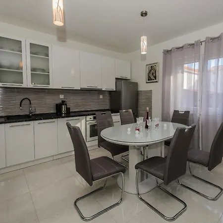 דירה Basic Kaštela